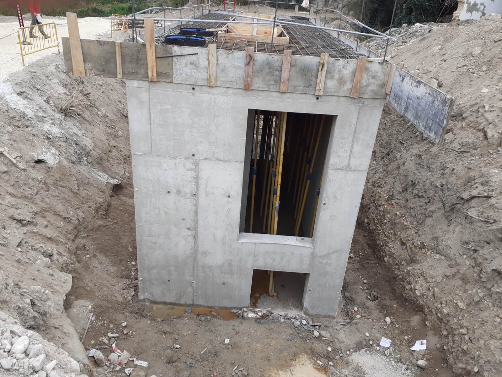 TRAZADO Y PROTECCIÓN DE COLECTOR GENERAL EN ONTINYENT